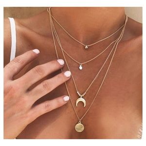 🆕Multilayer Pendant Necklace